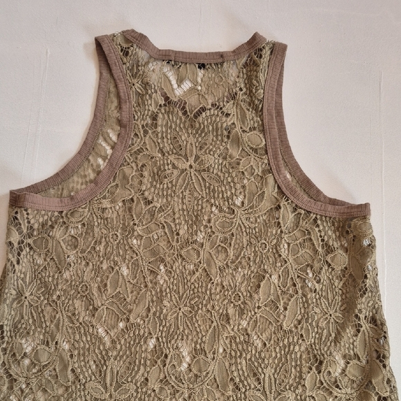 BKE Taupe Crocheted Lace Sleeveless Tank Top - Picture 5 of 6